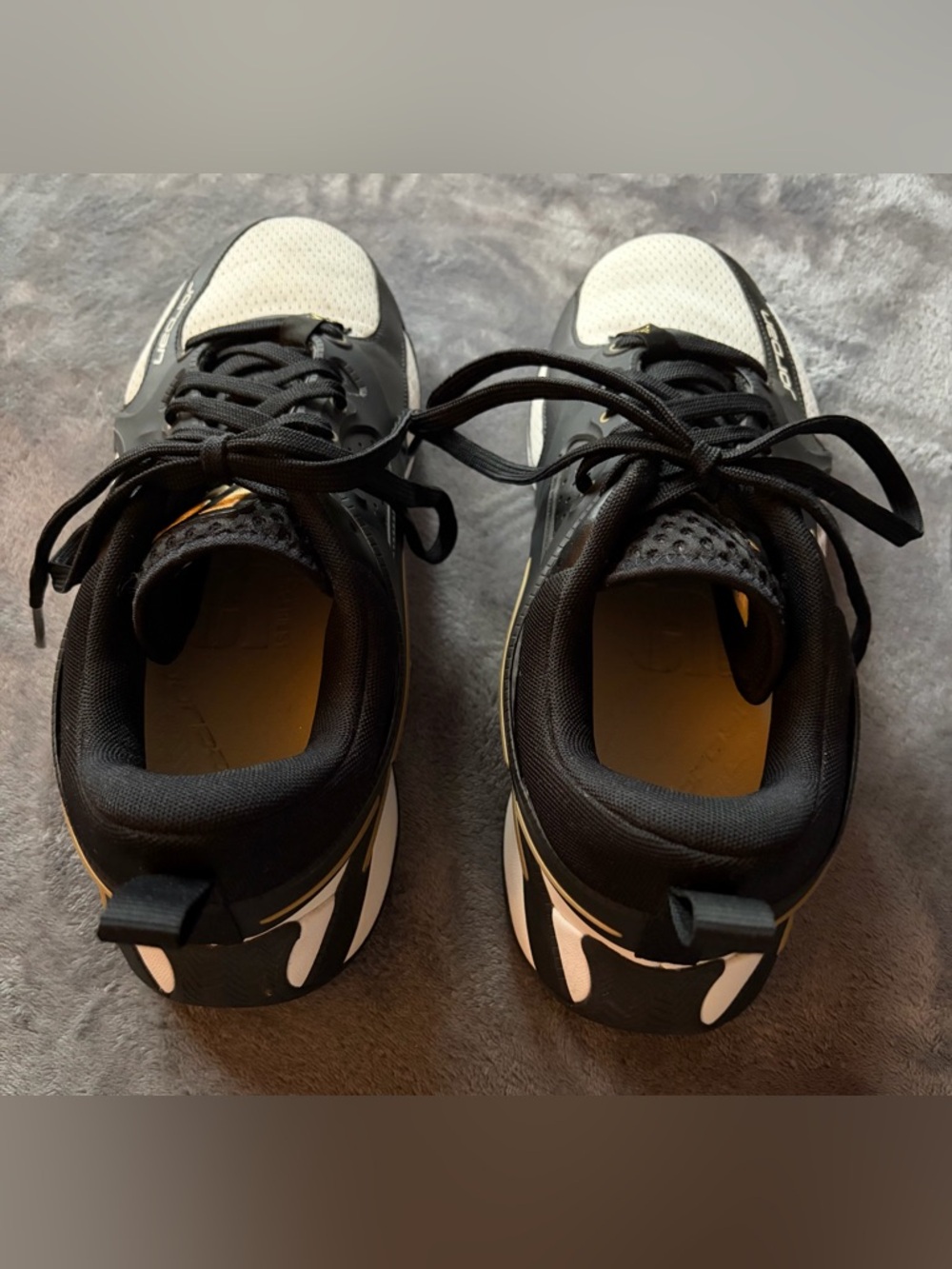 Jordan Heir Classic Mens Basketball Sneakers - Picture 2 of 5